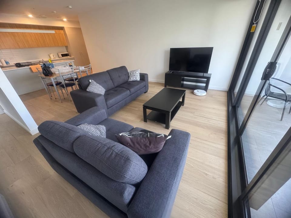 Living room, microwave, oven