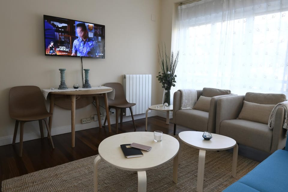 TV and multimedia, Living room, Seating area