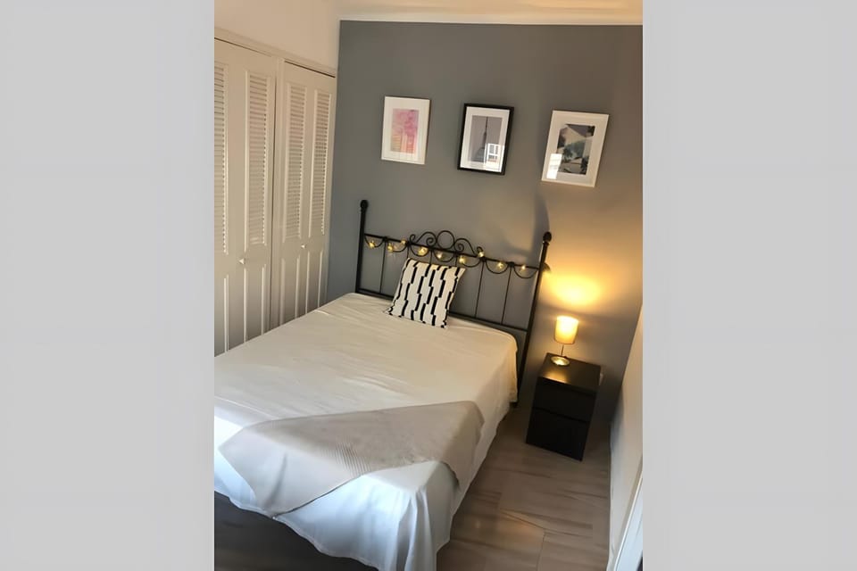 Living room, Bedroom