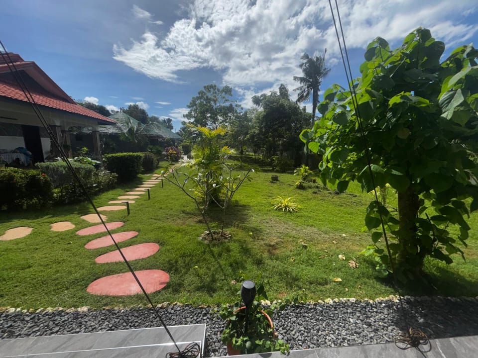 Rhenmart-Inn Bed and Breakfast in Siquijor