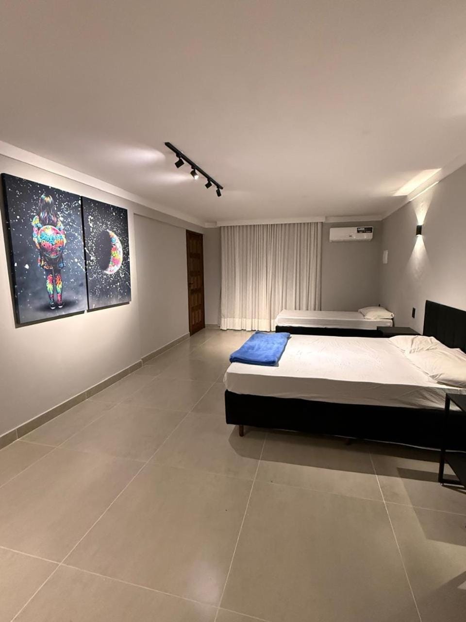 Bed, Decorative detail, Bedroom