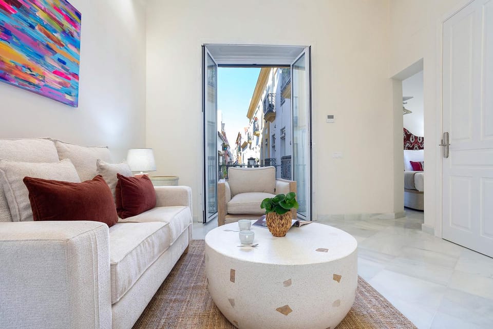 TV and multimedia, Balcony/Terrace, Living room, Seating area