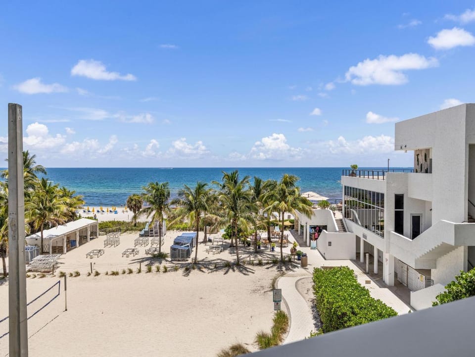 Ocean Front Corner 2 Bedroom Low Floor Apartment in Hollywood Beach