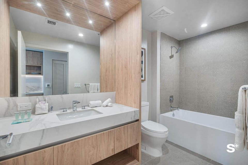 Luxury Studio in Crosby Miami - Rooftop Pool House in Miami