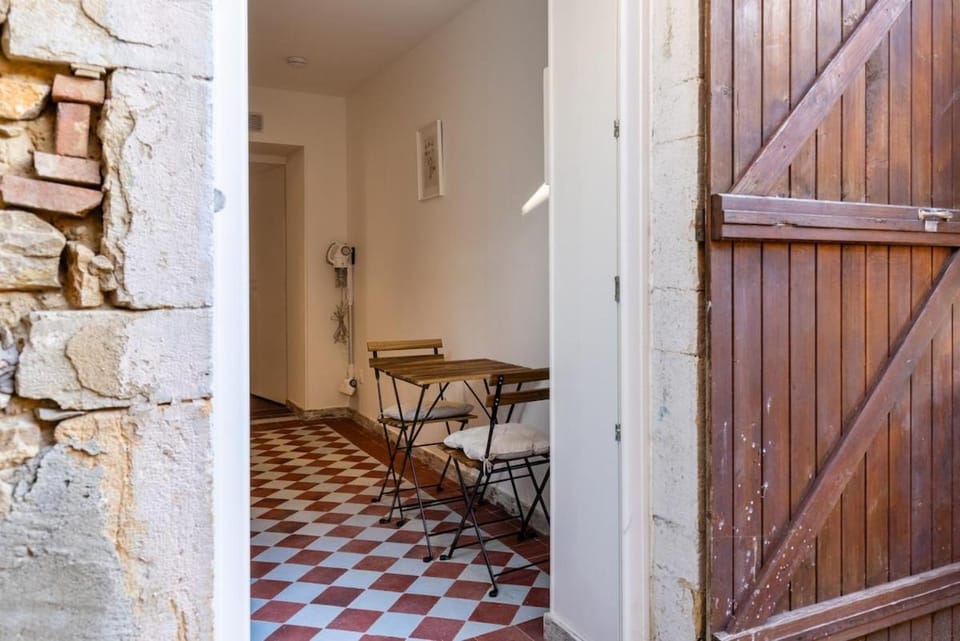 Studio avec extérieur - Gare Centre-ville Apartment in Bourgogne-Franche-Comté
