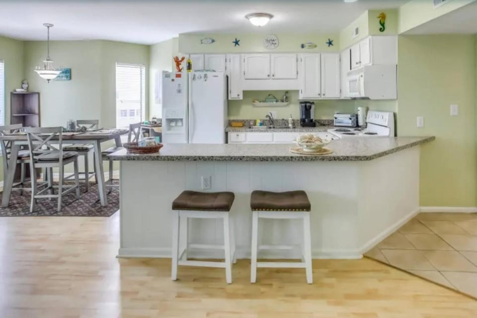 Dream Beach Retreat Apartment in North Myrtle Beach