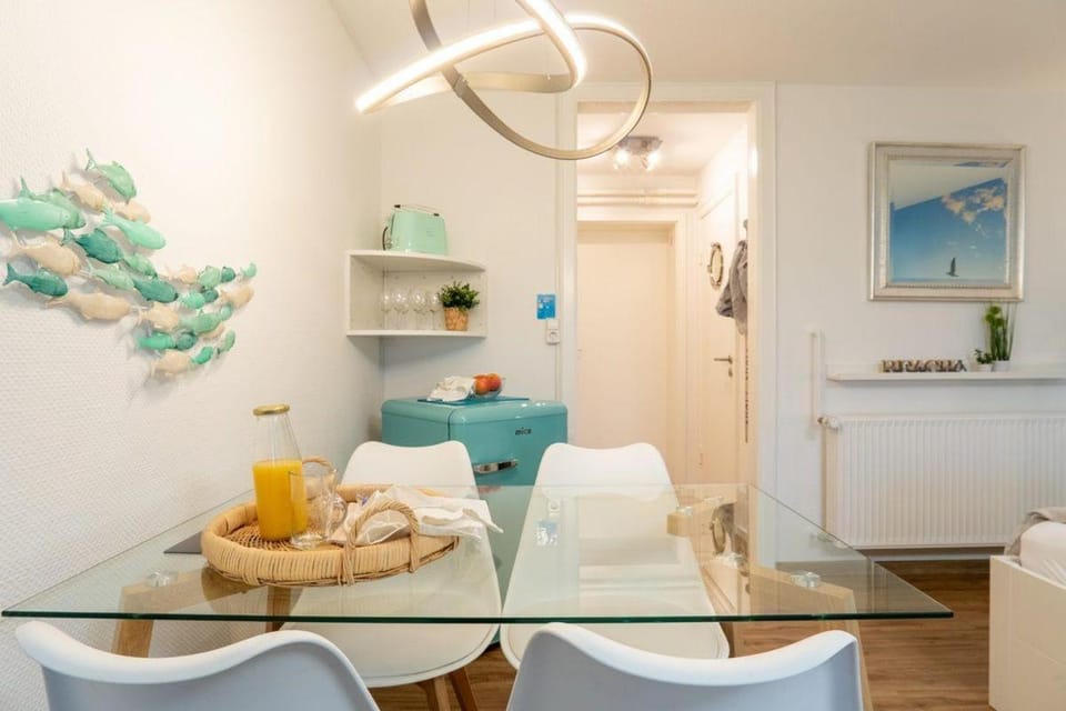 Strandhuus-ehem-Strandhotel-Wohnung-9-Lieblingsblick-Typ-III Apartment in Heiligenhafen