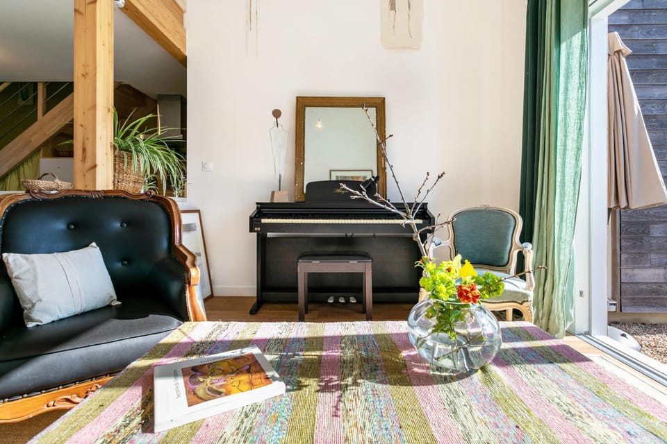 Property building, Living room