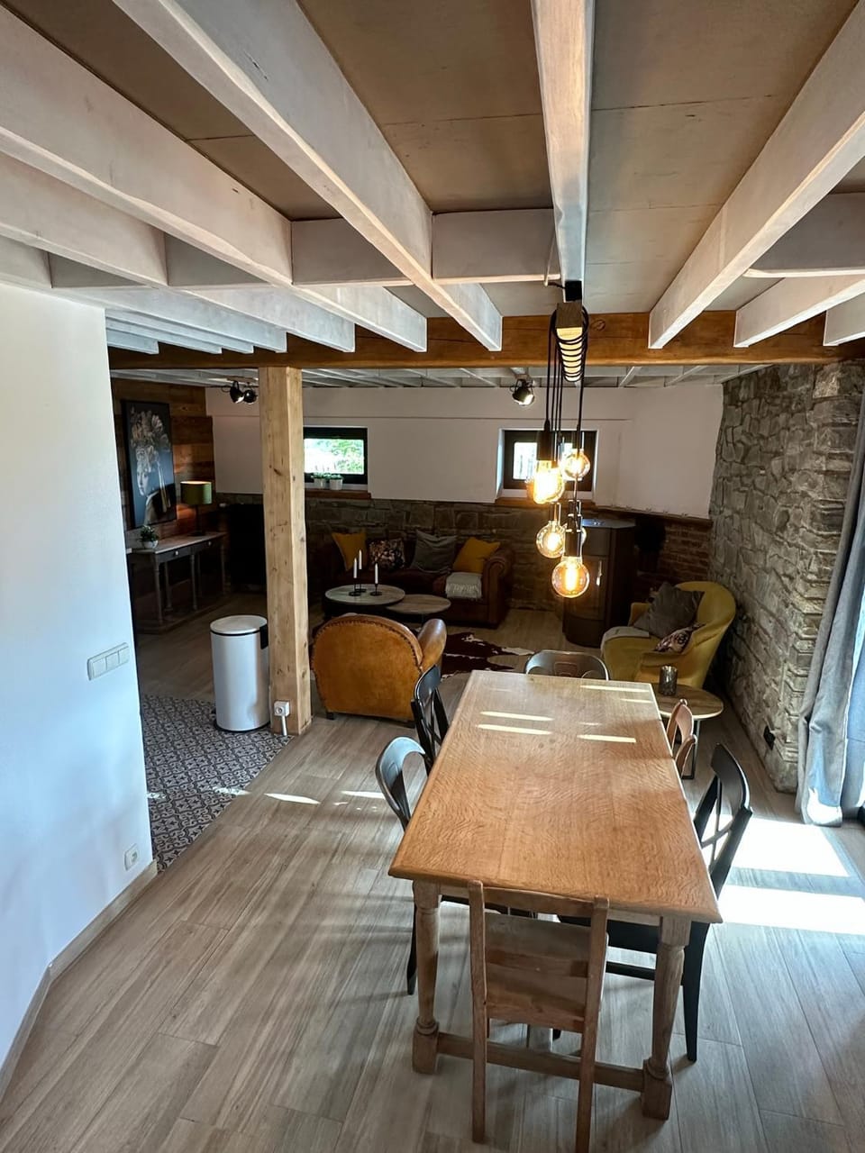 Living room, Dining area