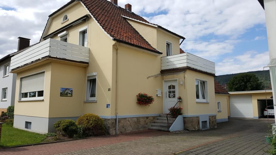 Köster & Hahnemann Apartment in North Rhine-Westphalia