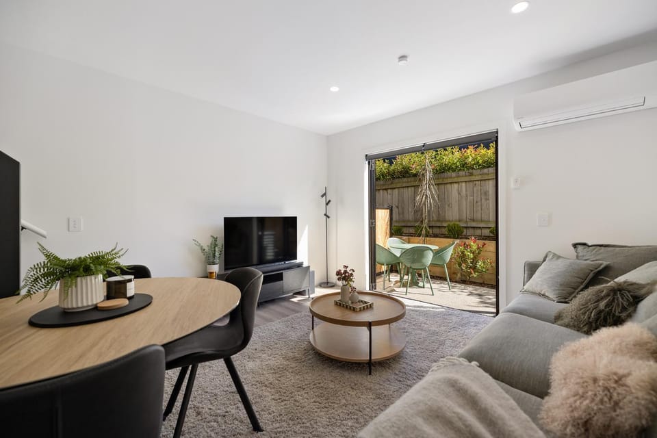 Patio, Living room, Dining area
