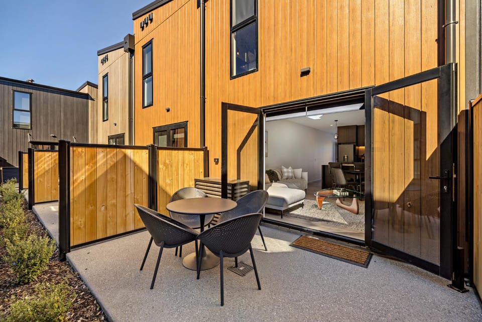 Patio, Garden view