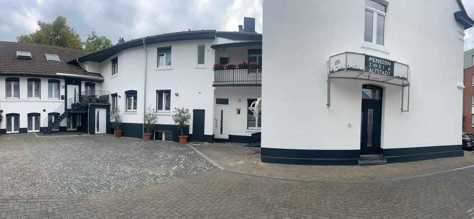 Property building, Day, Street view