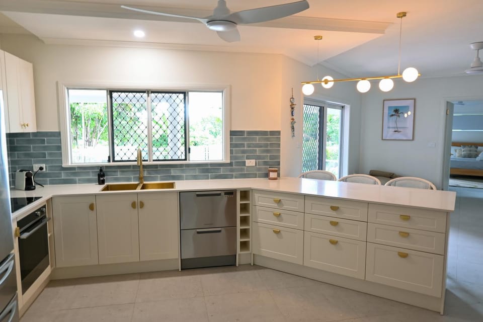 Kitchen or kitchenette, stove
