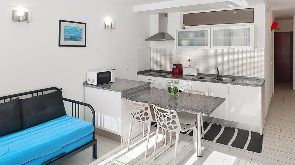 Vilamar T0 Apartment in Quarteira