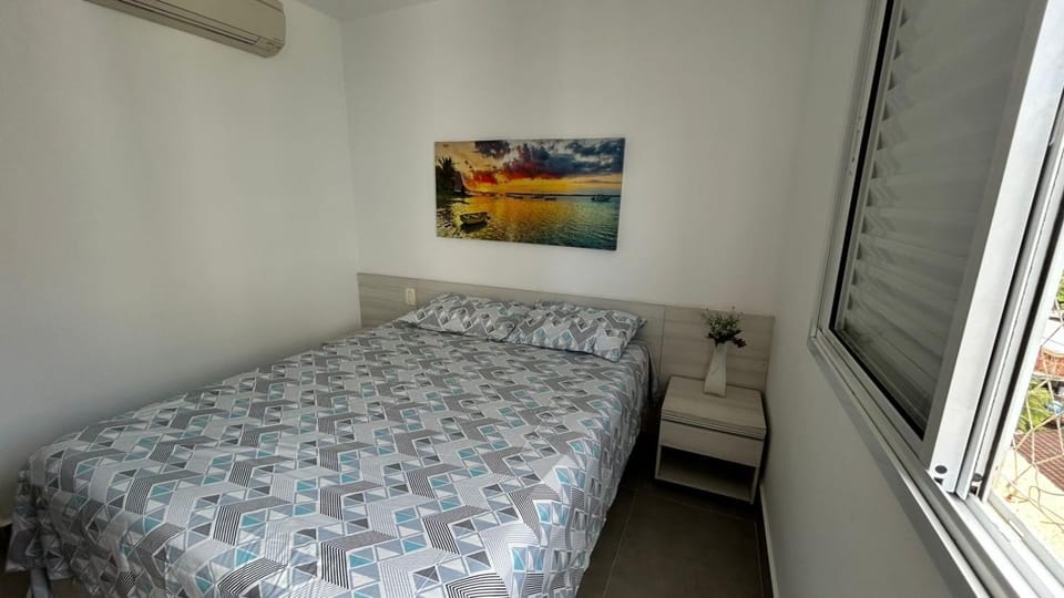 Bed, Photo of the whole room, air conditioner