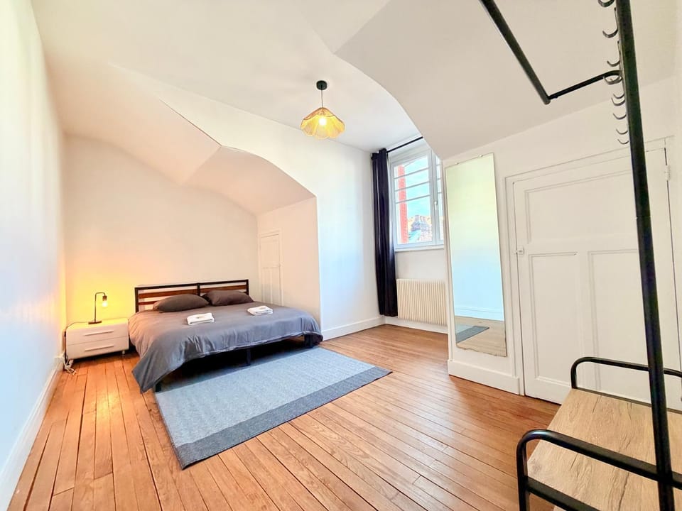 Appartement 8 personnes Proche Gare-Viotte Apartment in Besançon