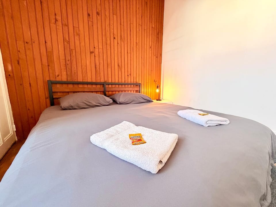 Appartement 8 personnes Proche Gare-Viotte Apartment in Besançon