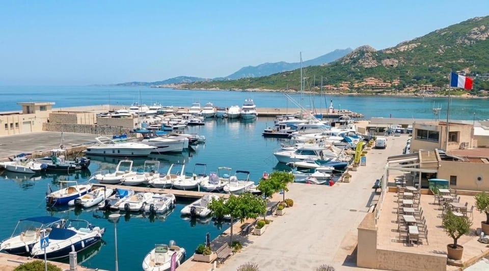 Appartement à 100m de la plage Sant'Ambrogio entre Calvi et l'Ile Rousse Apartment in Lumio