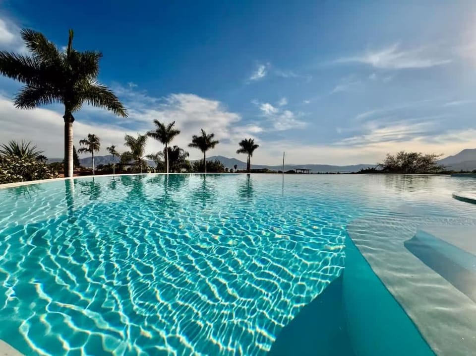 ANANA El Dorado 106 Condo Pool Lake Views House in Chapala