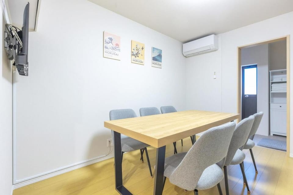 Featured Japanese Culture Hut Experience Tokyo's Local Life in a Two-Story Detached B&B Villa in Japan