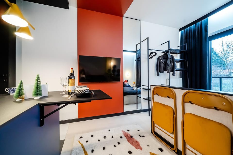 TV and multimedia, Kitchen or kitchenette, Living room
