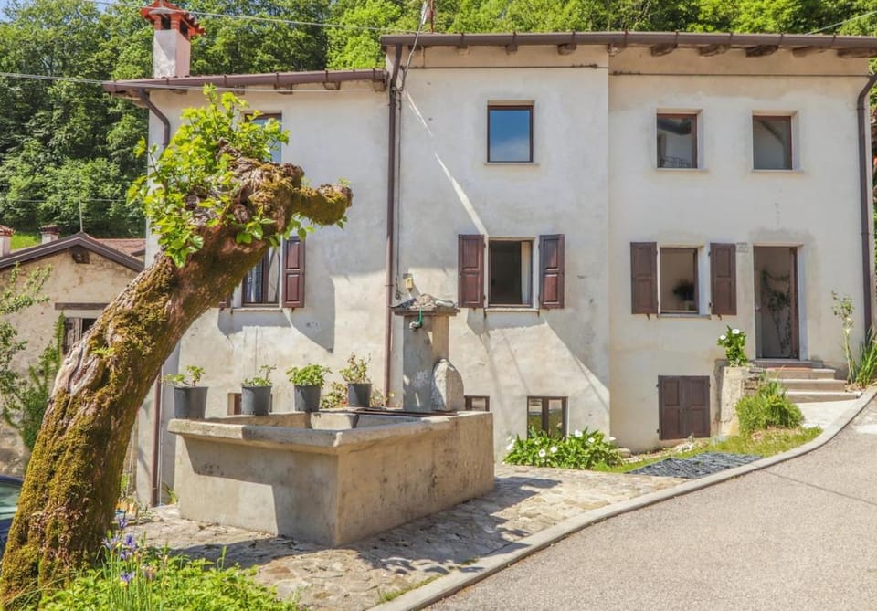 Casa Lukezovi House in Friuli-Venezia Giulia