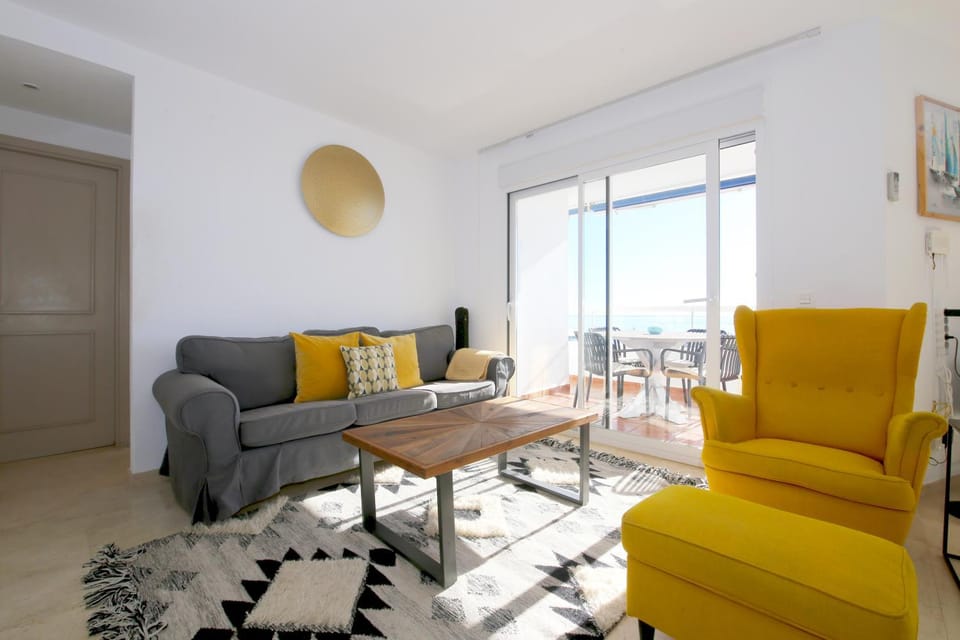 TV and multimedia, Living room, Seating area, Sea view, air conditioner