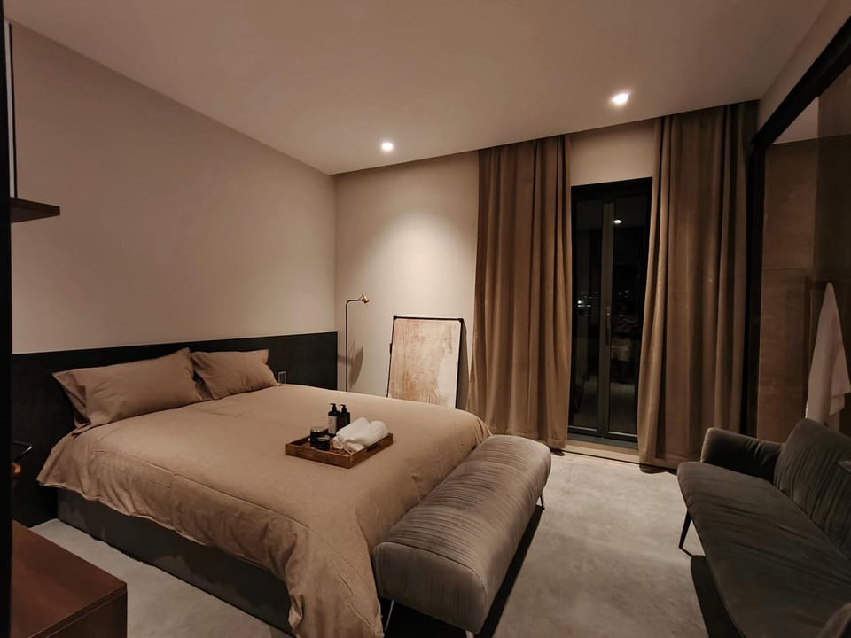 Bed, Photo of the whole room