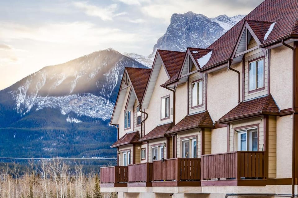 Property building, Mountain view