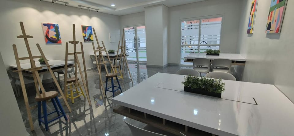 Quantum Residences Bed and Breakfast in Pasay