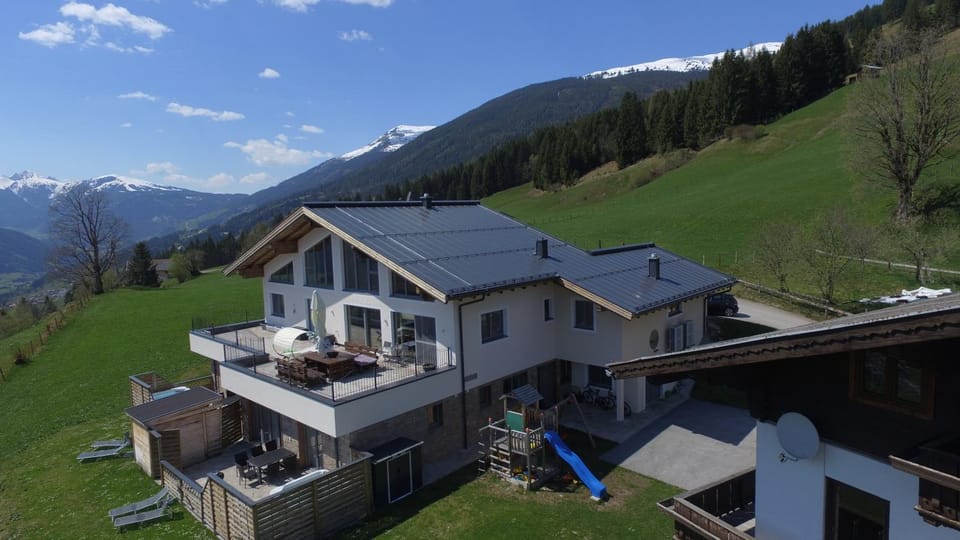 Property building, Spring, Day, Natural landscape, Mountain view