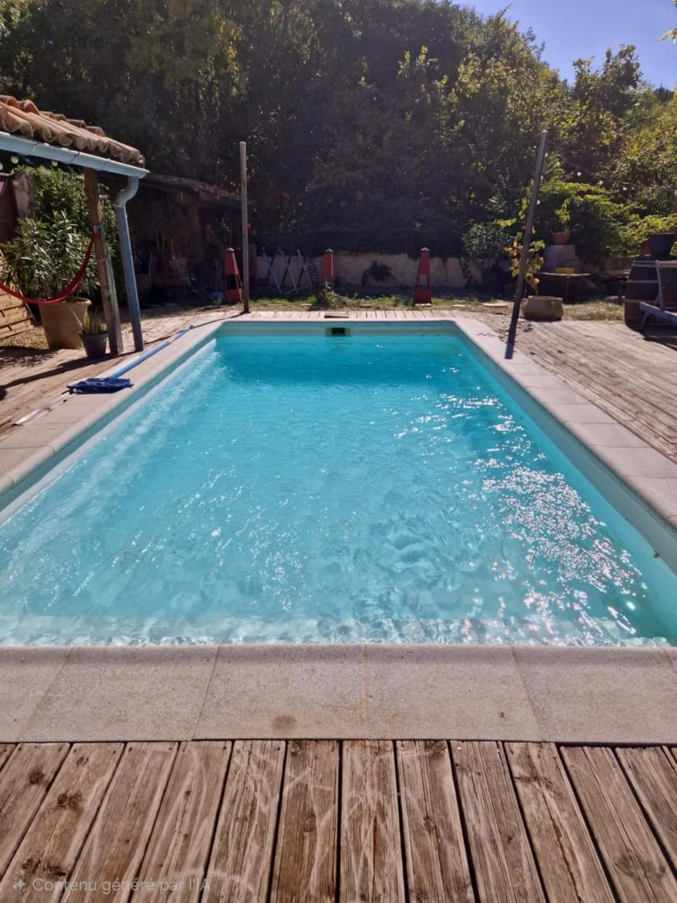 Property building, Swimming pool