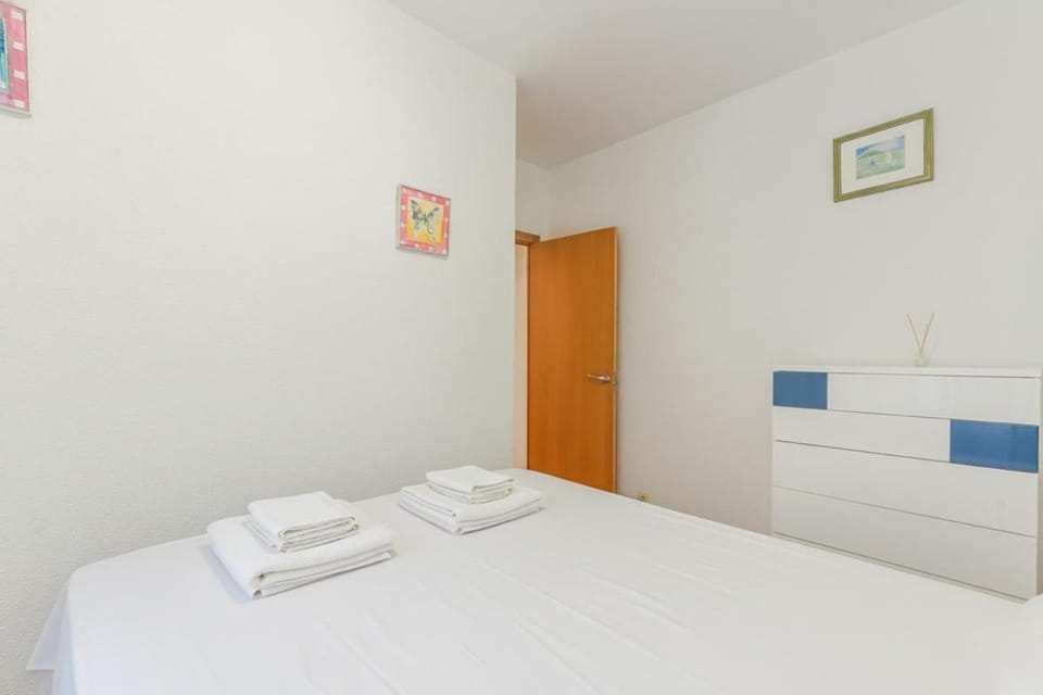 Mediterranean views min stay 11 nights Apartment in Santa Pola