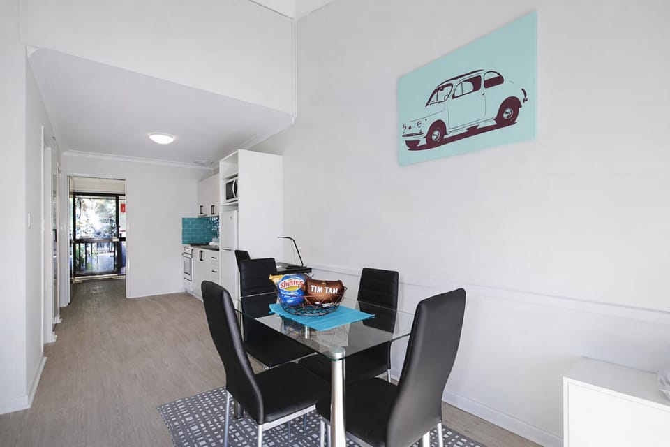 Coastal Scarborough Beachside Apartment Sleeps 3 Apartment in Perth