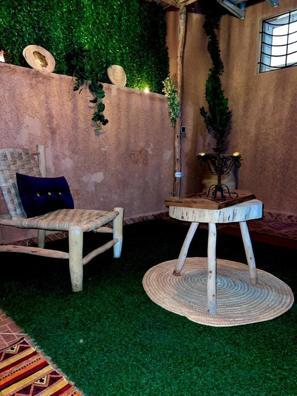 Adomar Lighted Terrace Retreat, 2BR Comfort Apartment in Marrakesh