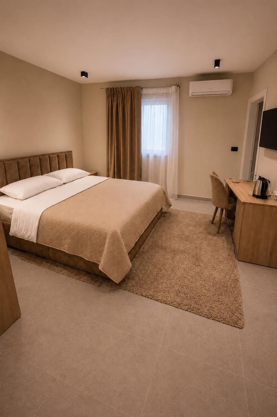Adna Rooms Tirana Center Bed and Breakfast in Tirana