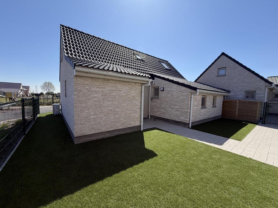 Property building, Summer