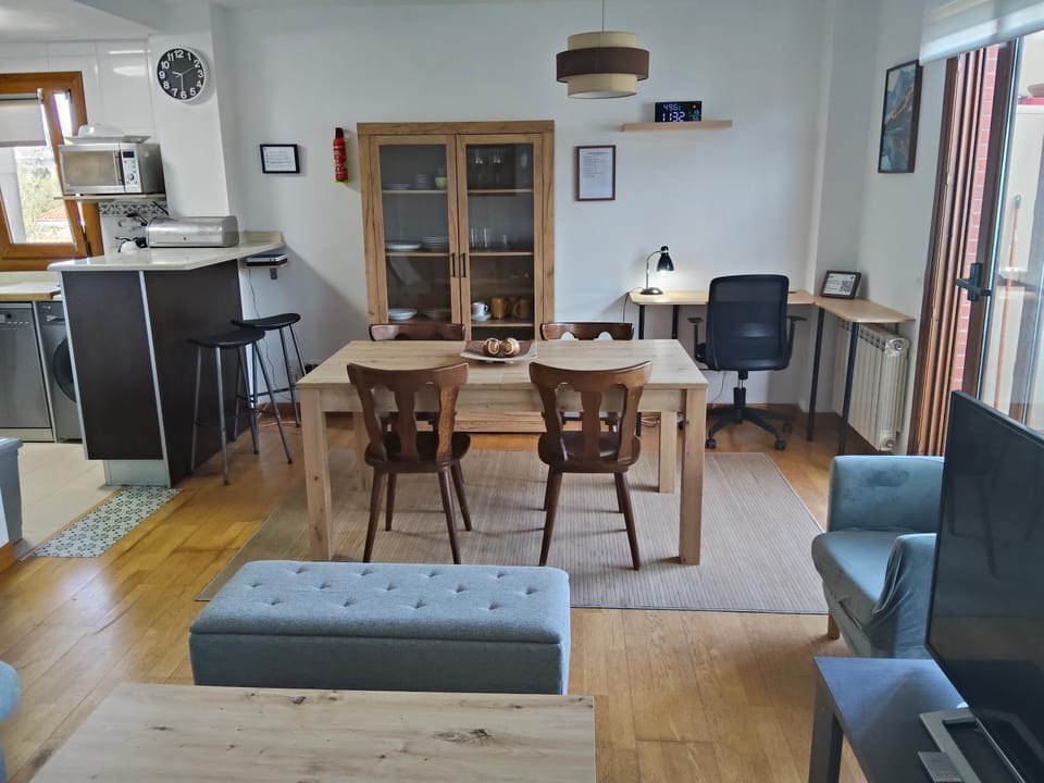 La Casuca del Pas - dúplex con terrazas y vistas Apartment in Cantabria