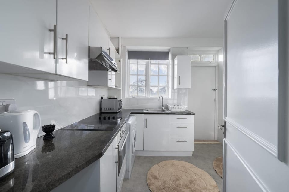 Luxurious 2 Bed 2 Bath Apartment in City of Westminster