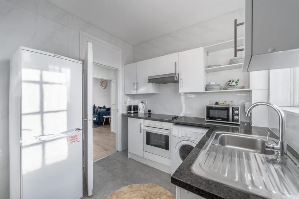 Luxurious 2 Bed 2 Bath Apartment in City of Westminster