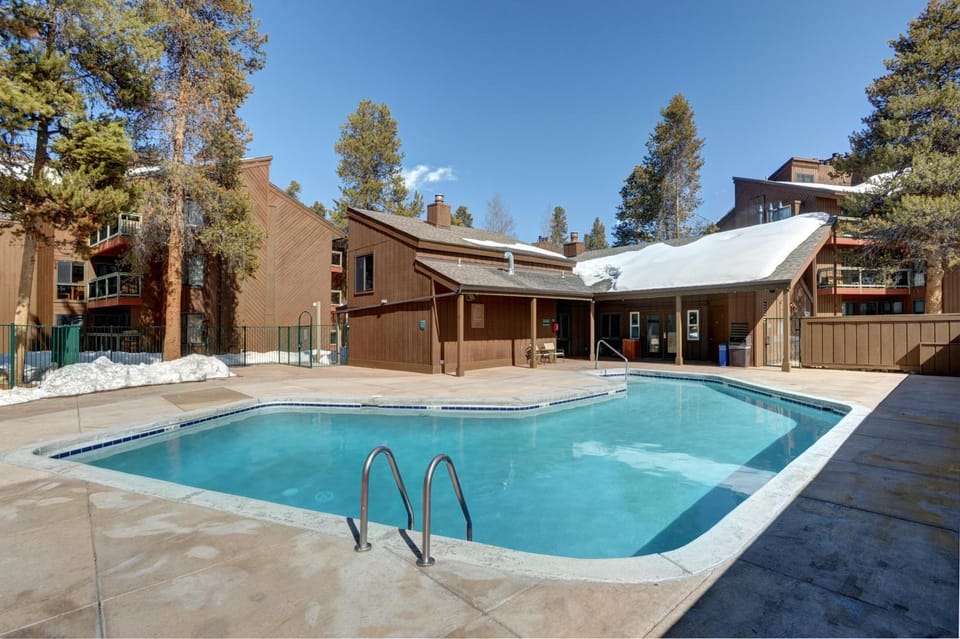 Wild Irishman 2 bed 1 and half bath WIGK House in Keystone
