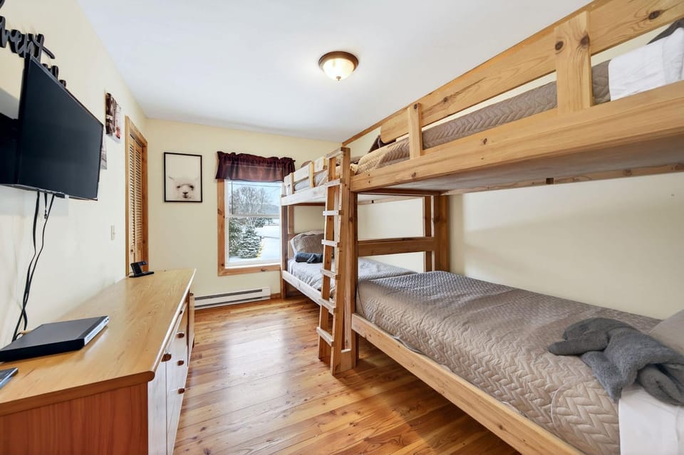 Family-Friendly 3BR Near Ellicottville Apartment in Cattaraugus