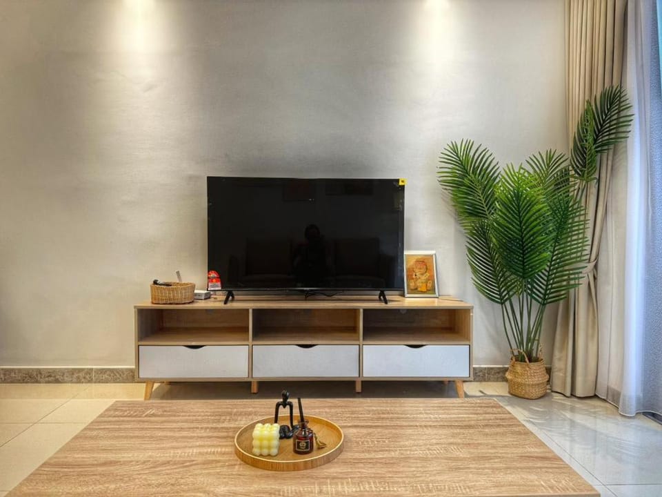 B2133A09 R&F Princess Cove 2BR Sea View JB Central Apartment in Johor Bahru