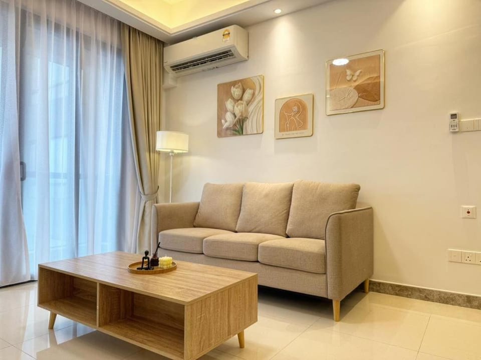 B2133A09 R&F Princess Cove 2BR Sea View JB Central Apartment in Johor Bahru