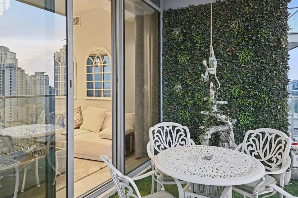Ultra-Luxury 3BR -Full Sea & Marina Views - JBR Apartment in Dubai