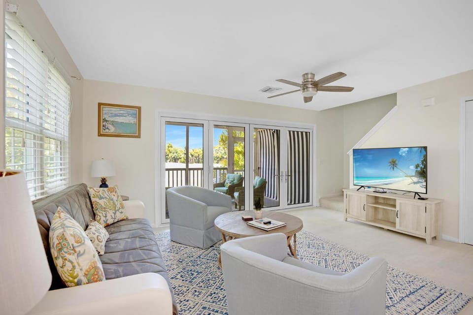 A Sunset Celebration House in Stock Island