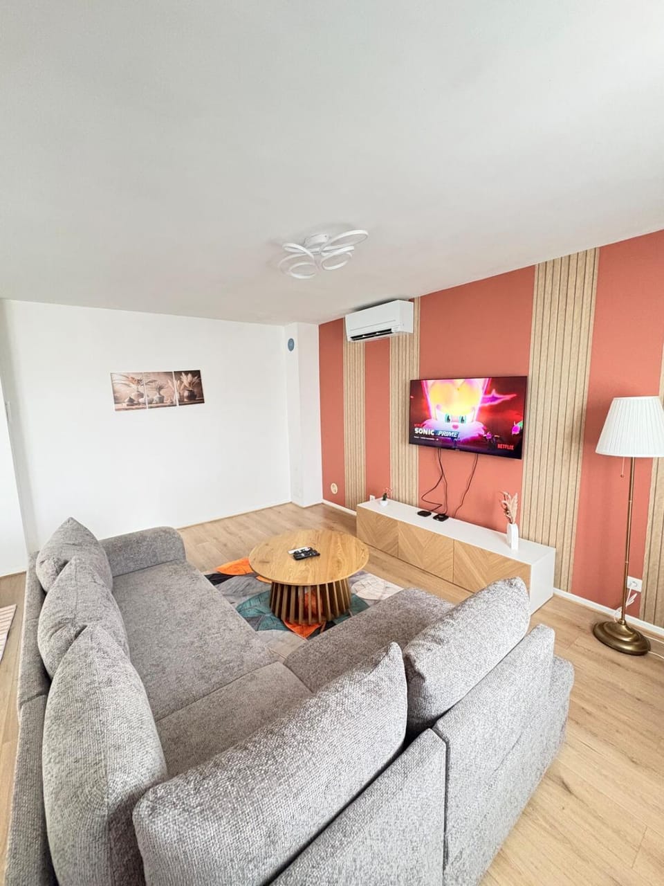 TV and multimedia, Living room