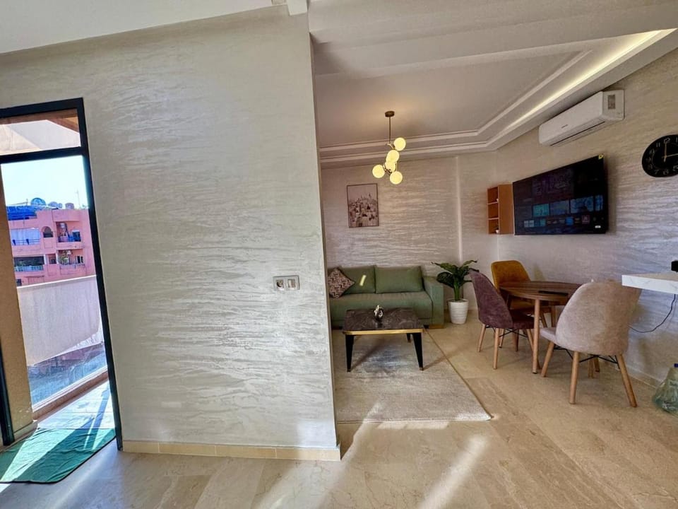 Gueliz Bright & Modern 2BR 2 Balcons Apartment in Marrakesh
