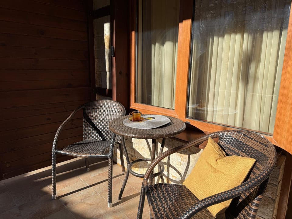 Patio, Balcony/Terrace